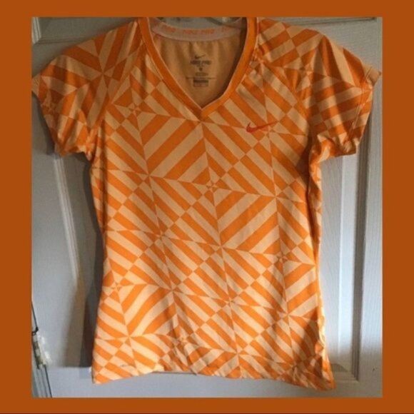 NWOT. Nike Dri-Fit Athletic top. - Picture 1 of 5
